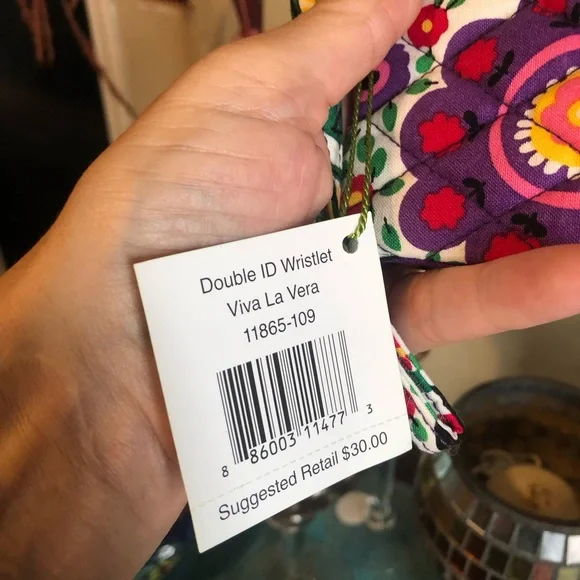 NEW!! Beautiful Floral Vera Bradley Double Wallet!! - Picture 9 of 9